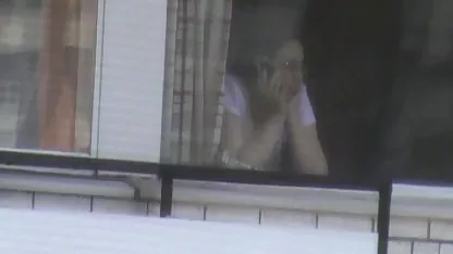 Masturbasi remaja Melinda menggoda dan pinus yang video bf sex jepang rimbun.