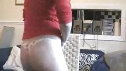Tato, gerak alami video sex mom jepang